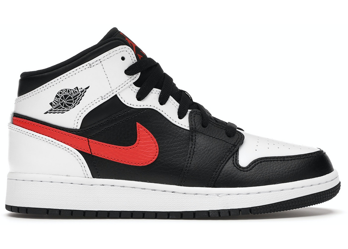 Jordan 1 Mid Chile