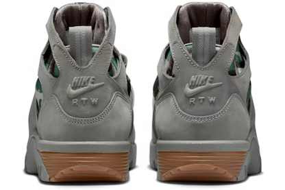 Nike Air Trainer Huarache Corteiz Gully Grey